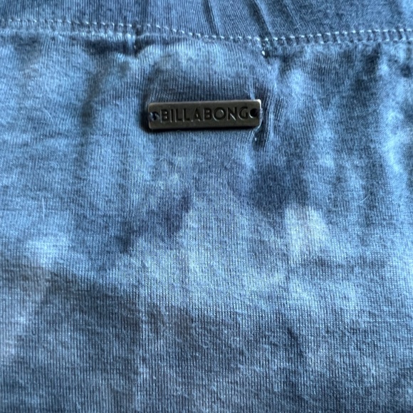 Billabong Tie Dye Blue/Back Midi Skirt - Size Small - Picture 4 of 9